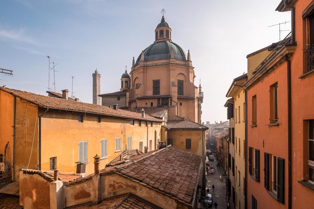Urbanicooh Asinelli - Balcony On Piazza Maggiore Bologna Luaran gambar
