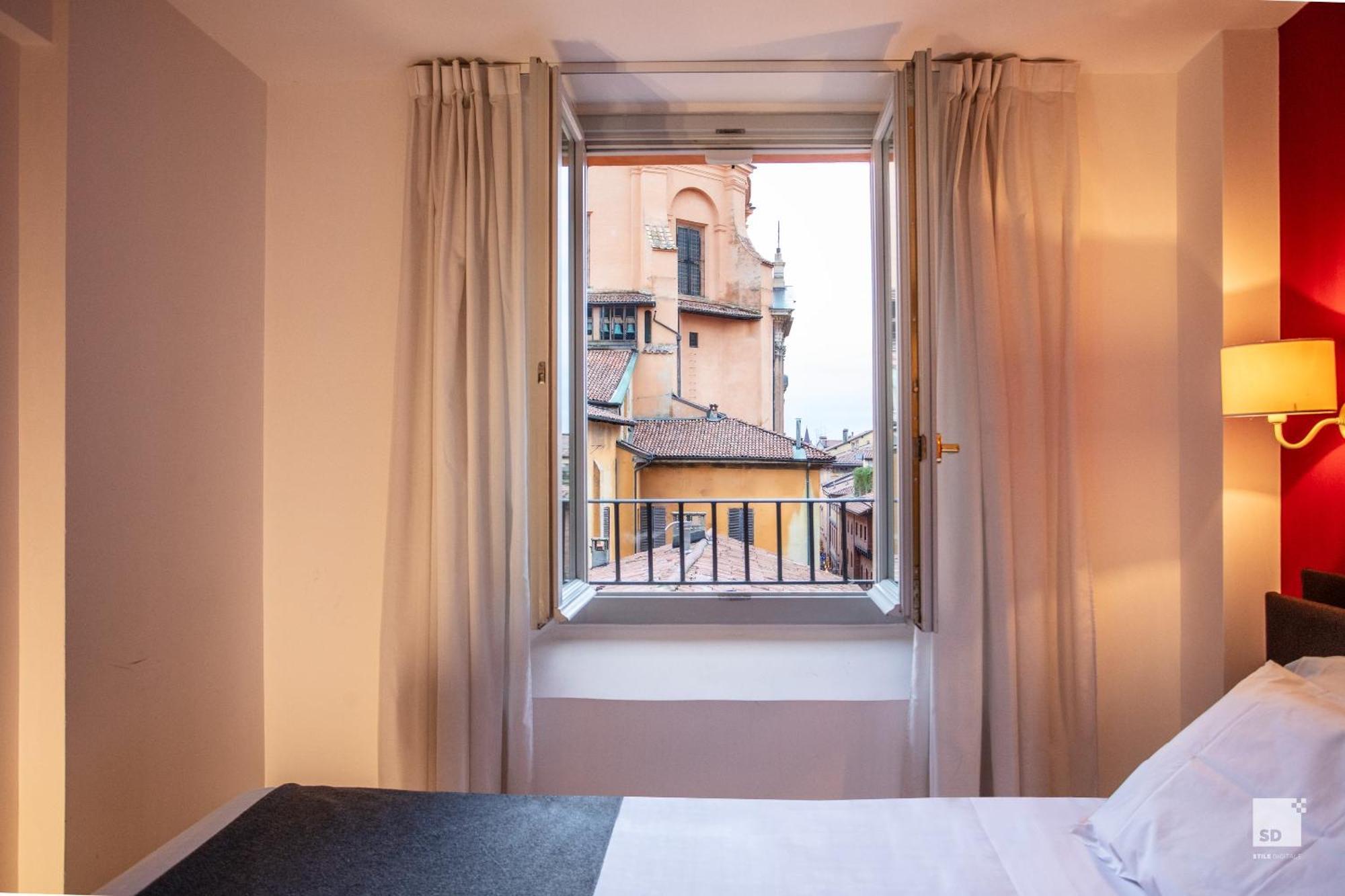 Urbanicooh Asinelli - Balcony On Piazza Maggiore Bologna Luaran gambar